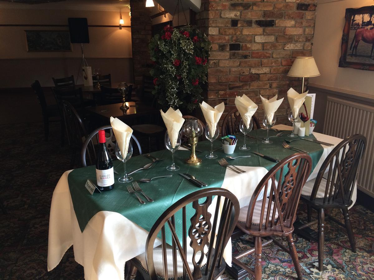 Jolly Brewers Hotel Shouldham Bagian luar foto