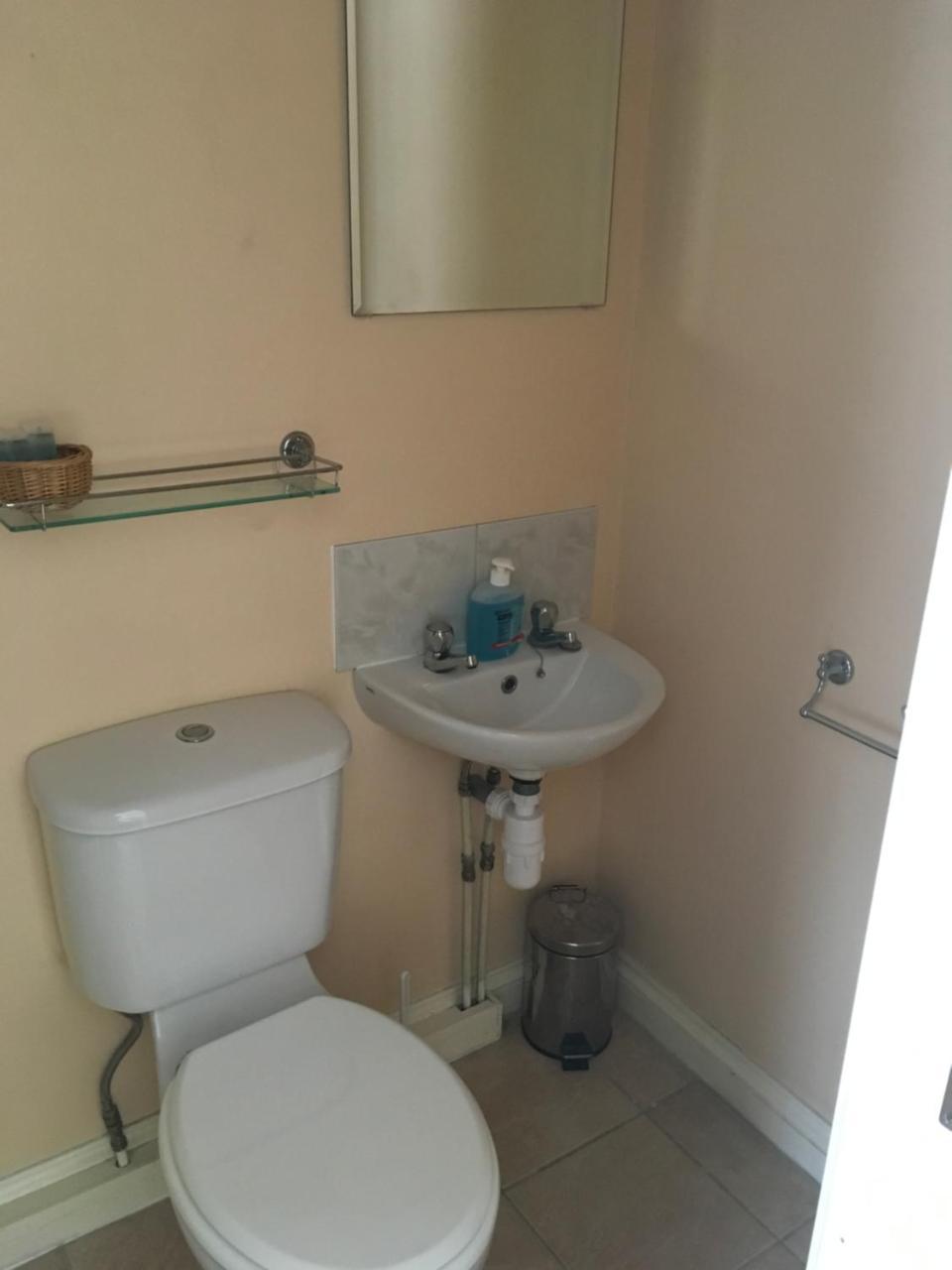 Jolly Brewers Hotel Shouldham Bagian luar foto